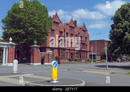 Logement étudiant féminin Aberdare Hall Cardiff University. Brique rouge victorienne, prise en juin 2022 été. Banque D'Images