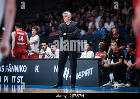 Tallinn, Estonie. 30th juin 2022. Basketball : qualification à la coupe du monde, Estonie - Allemagne, Europe, ronde 1st, Groupe D, Rencontre 5. L'entraîneur allemand Gordon Herbert sur la touche. Crédit : Hendrik Osula/dpa/Alay Live News Banque D'Images