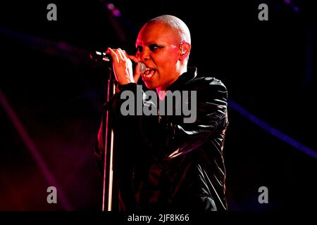 Padoue, Italie. 30th juin 2022. Peau en train de jouer sur scène pendant Skunk Anansie célébrant 25 ans, concert de musique à Padoue, Italie, 30 juin 2022 crédit: Agence de photo indépendante/Alamy Live News Banque D'Images