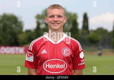 Ville de Düsseldorf, Allemagne. 30th juin 2022. Firo : 06/30/2022, football, 2nd Bundesliga, saison 2022/2023, séance photo, Séance de portrait, Fortuna Dusseldorf Portrait Daniel BUNCH/dpa/Alamy Live News Banque D'Images