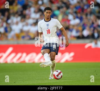 Angleterre contre Hongrie - Ligue des Nations de l'UEFA.14/6/22. Jude Bellingham lors du match de la Ligue des Nations contre la Hongrie. Pic : Mark pain / Alamy. Banque D'Images