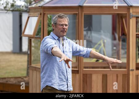 Hugh Fearnley-Whittingstall a créé RHS River Cottage Market Garden cette année au RHS Hampton court Garden Festival avec le jardinier Adam Crofts, au Royaume-Uni Banque D'Images