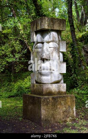 France, Charente-Maritime, Saintonge, Crazannes, la Pierre de Crazannes, sculpture Banque D'Images