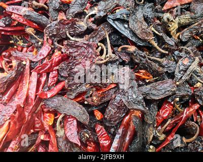 chili séché sur le marché Banque D'Images