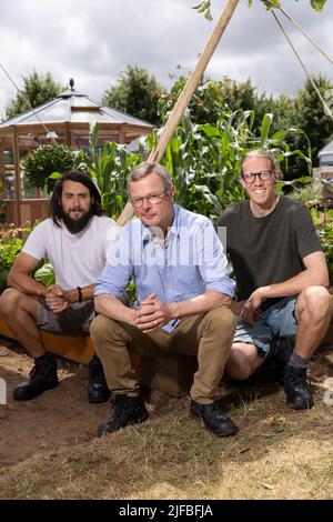 Hugh Fearnley-Whittingstall a créé RHS River Cottage Market Garden cette année au RHS Hampton court Garden Festival avec le jardinier Adam Crofts, au Royaume-Uni Banque D'Images