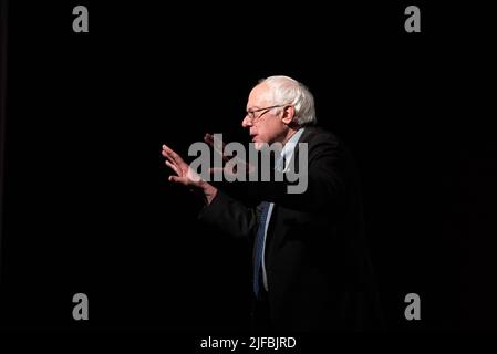 ROYAUME-UNI. Bernie Sanders donne un discours. Crédit : SJ/Alay Banque D'Images