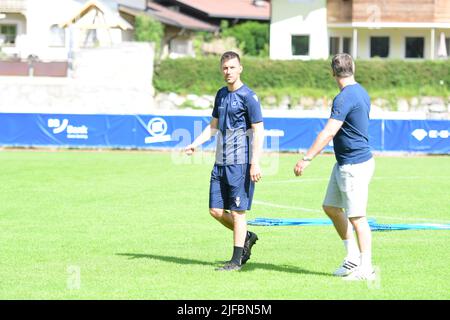 KSC-coach entraîneur Christian Eichner en trainingscamp en Autriche planification de l'équipe Aufstellung Taktik Kreuzer Sportgeschäftsfü Banque D'Images