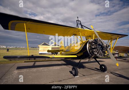 Pitts Python double decker (Grumman G-164A Super AG-Cat) sur le terrain au Sola Airshow en juin 2007 Banque D'Images