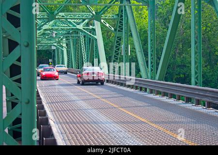 Pont de treillis enjambant le fleuve Delaware et reliant les États du New Jersey et de Pennsylvanie à la ville de Stockton, New Jersey, États-Unis. -10 Banque D'Images