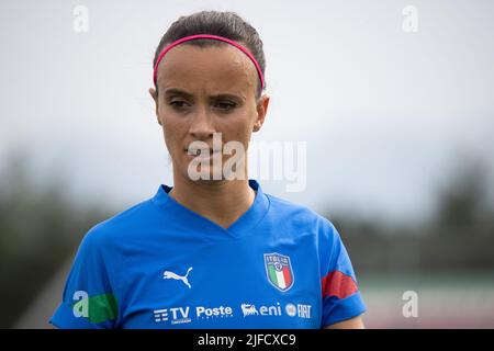 Castel Di Sangro, Italie. 01st juillet 2022. Barbara Bonansea d'Italie avant le match amical international des femmes entre l'Italie et l'Espagne au stade Teofilo Patini sur 01 juillet 2022 à Castel di Sangro, Italie. © photo: Cinzia Camela. Crédit : Agence photo indépendante/Alamy Live News Banque D'Images