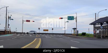 Autoroute côtière Shuinan-dong Taibu, ville de New Taipei - 28 juillet 2022 : route côtière Shuinan-dong Taibu, ville de New Taipei, Taïwan Banque D'Images