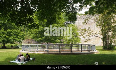 Parc en aval du barrage de New Croton, construit en 1892-1906, faisant partie du réseau d'approvisionnement en eau de la ville de New York, Croton-on-Hudson, NY, États-Unis Banque D'Images