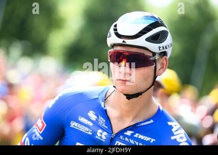 Danemark. 02nd juillet 2022. Néerlandais Mathieu van der Poel d'Alpecin-Deceuninck photographié au début de la deuxième étape de la course cycliste Tour de France, course de 202,2 km entre Roskilde et Nyborg, Danemark, samedi 02 juillet 2022. Le Tour de France de cette année a lieu du 01 au 24 juillet 2022 et commence par trois étapes au Danemark. PHOTO DE BELGA DAVID STOCKMAN crédit: Belga News Agency/Alay Live News Banque D'Images