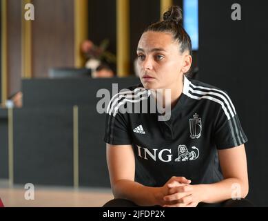 Tubize, Belgique. 02nd juillet 2022. Le gardien de but de Belgique, Nicky Evrard, a photographié lors d'une conférence de presse de l'équipe nationale féminine de football belge, The Red Flames, le samedi 02 juillet 2022 à Tubize. Les flammes rouges se préparent pour les prochains championnats d'Europe des femmes Euro 2022 en Angleterre. BELGA PHOTO DAVID CATRY crédit: Belga News Agency/Alay Live News Banque D'Images