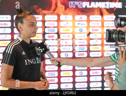 Tubize, Belgique. 02nd juillet 2022. Le gardien de but de Belgique, Nicky Evrard, a photographié lors d'une conférence de presse de l'équipe nationale féminine de football belge, The Red Flames, le samedi 02 juillet 2022 à Tubize. Les flammes rouges se préparent pour les prochains championnats d'Europe des femmes Euro 2022 en Angleterre. BELGA PHOTO DAVID CATRY crédit: Belga News Agency/Alay Live News Banque D'Images