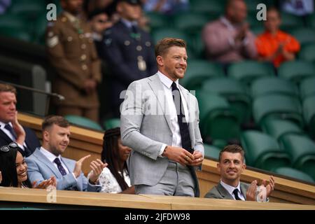 Adam Peaty dans la Royal Box pendant le sixième jour des Championnats de Wimbledon 2022 au All England Lawn tennis and Croquet Club, Wimbledon. Date de la photo: Samedi 2 juillet 2022. Banque D'Images