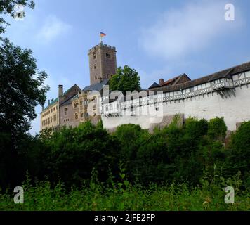 Le Wartburg à Eisenach est un château médiéval célèbre comme l'endroit où Martin Luther a traduit son édition de la Bible en allemand. Banque D'Images