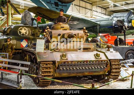 SINSHEIM, ALLEMAGNE - MAI 2022: Char moyen militaire de sable Panzerkampfwagen Panzer III 3 1941 300ps WW2 3rd reich allemagne nazie Banque D'Images
