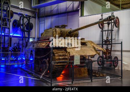 SINSHEIM, ALLEMAGNE - MAI 2022: Réservoir de sable moyen Panzerkampfwagen V Panther PzKpfw V SD.Kfz. 171 WW2 3rd reich allemagne nazie Banque D'Images