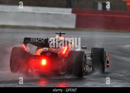 Silverstone, Royaume-Uni. 02nd juillet 2022. Daniel Ricciardo (AUS) McLaren MCL36. Grand Prix de Grande-Bretagne, samedi 2nd juillet 2022. Silverstone, Angleterre. Crédit : James Moy/Alay Live News Banque D'Images