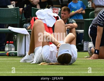 Londres, GBR. 02nd juillet 2022. London Wimbledon Championships Day 6 02/07/2022 Amanda Anisiomova (Etats-Unis) remporte le troisième match en battant Coco Gauff crédit: Roger Parker/Alay Live News Banque D'Images