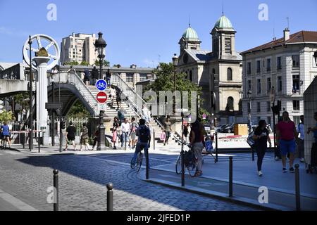 Pont Levant de la rue de Crimée - Paris - France Banque D'Images