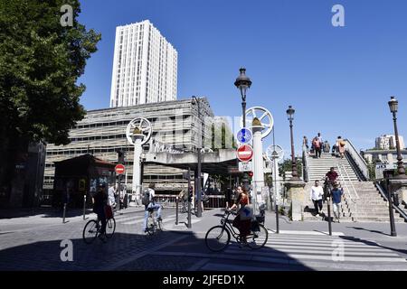 Pont Levant de la rue de Crimée - Paris - France Banque D'Images