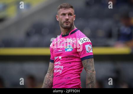 Hull, Royaume-Uni. 02nd juillet 2022. Zak Hardaker #33 de Leeds Rhinos pendant le match à Hull, Royaume-Uni le 7/2/2022. (Photo de James Heaton/News Images/Sipa USA) crédit: SIPA USA/Alay Live News Banque D'Images