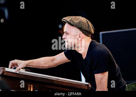 Göteborg, Suède. 09th août 2018. Nils Frahm se produit sur scène lors du festival Way Out West à Göteborg. (Photo de Valeria Magri/SOPA Images/Sipa USA) crédit: SIPA USA/Alay Live News Banque D'Images