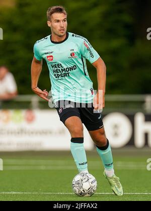 EINDHOVEN, PAYS-BAS - JUILLET 2 : Jarno Lion de Helmond Sport pendant le match d'avant-saison entre Unitas '59 et Helmond Sport au Sportpark Bokt on 2 juillet 2022 à Eindhoven, pays-Bas (photo de Joris Verwijst/Orange Pictures) Banque D'Images