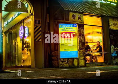 Le Coffee Bean and Tea Leaf au Rail Mall, situé le long de Upper Bukit Timah Road. Banque D'Images