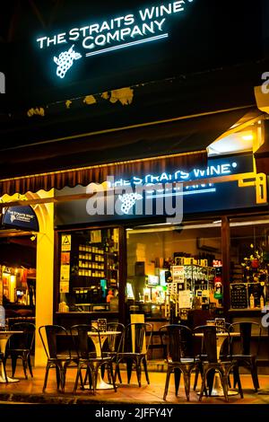 The Straits Wine Company au Rail Mall, situé le long de Upper Bukit Timah Road. Banque D'Images