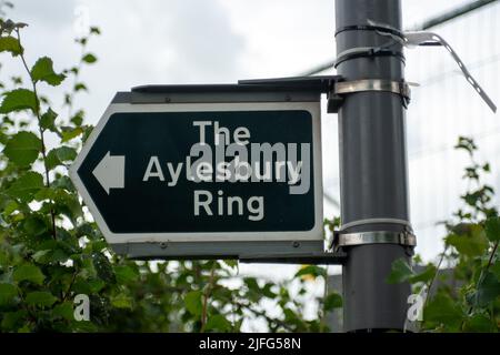 Wendover, Buckinghamshire, Royaume-Uni. 1st juillet 2022. Une partie du sentier de la bague d'Aylesbury à Wendover a été fermée en HS2. Les habitants de la région sont très affligés par l'impact de HS2 sur Wendover et les environs de vastes zones de campagne ont été saisies par HS2, car ils ont coupé des arbres et détruit des habitats fauniques. Crédit : Maureen McLean/Alay Banque D'Images