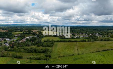 Village et lagune du pont O'Briens, pont O'Briens, Irlande 02,07, 2022 Banque D'Images