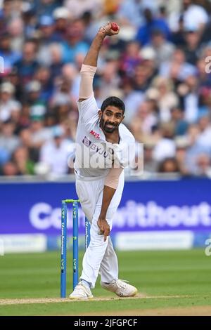 JasEsprit Bumrah de l'Inde livre la balle Banque D'Images