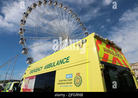 CÔTE SUD-EST DU SERVICE D'AMBULANCE NHS FOUNDATION TRUST LOGOS Banque D'Images