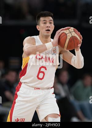 Melbourne, Australie. 03rd juillet 2022. Ailun Guo de Chine l'équipe de basket-ball en action lors de la coupe du monde FIBA 2023 qualificatifs Groupe B Window 3 match entre la Chine et l'Australie tenu à John Cain Arena. Score final Australie 71:48 Chine. Crédit : SOPA Images Limited/Alamy Live News Banque D'Images