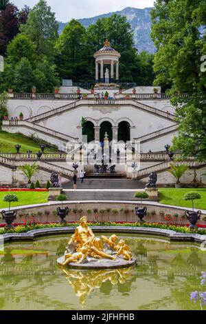 Ettal, Allemagne, 27 juillet 2021. Le Linderhof Palace est un château royal situé dans le Graswangtal, à proximité d''Oberammergau et du monastère de l''Ettal. Banque D'Images