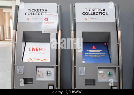 Les effets de la deuxième journée de grèves ferroviaires menées par le syndicat RMT demeurent aujourd'hui. La gare de London King’s Cross est considérée comme relativement calme, avec t Banque D'Images