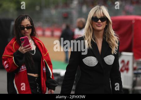 Silverstone, Royaume-Uni. 3rd juillet 2022, circuit de Silverstone, Silverstone, Northamptonshire, Angleterre: Grand Prix britannique F1, jour de course: Singer Ashley Roberts crédit: Action plus Sports Images/Alamy Live News Banque D'Images