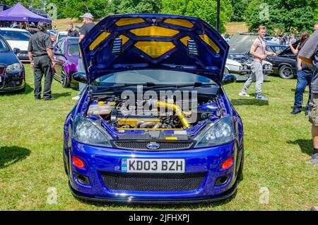 Une vue du moteur d'un 2003 pour le focus au Berkshire Motor Show à Reading, Royaume-Uni Banque D'Images