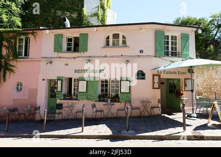 La tradition française resataurant La maison Rose situé à Montmartre , Paris, France. Banque D'Images