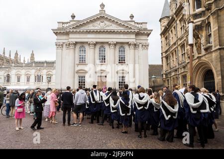 Les diplômés de Cambridge assistent à la cérémonie de remise des diplômes ce matin au Sénat. Photo prise le 29th juin 2022. © Belinda Jiao jiao.bilin@gmail. Banque D'Images