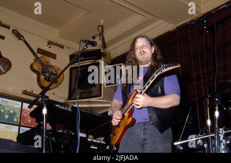 Le guitariste Warren Haynes du Allman Brothers Band se présentant au Hard Rock Cafe, Londres, Royaume-Uni, en juin 1991. Banque D'Images