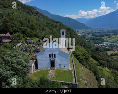 Église San Miro sur le lac de Côme Banque D'Images