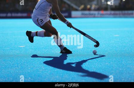 Amstelveen, Niederlande. 03rd juillet 2022. Firo : 07/03/2022, Hockey, hockey sur gazon, femmes, Dames, FIH Hockey coupe du monde Espagne et pays-Bas 2022, WC, coupe du monde 2022 Espagne et pays-Bas, Allemagne - pays-Bas général, bâton et ballon, Shadow Credit: dpa/Alay Live News Banque D'Images