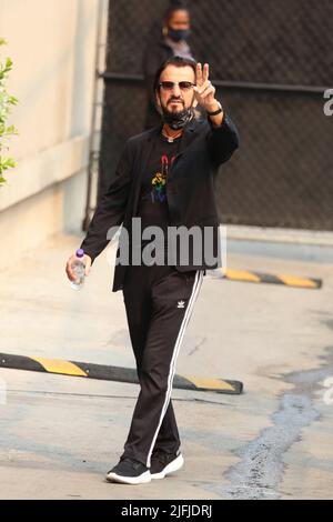 Ringo Starr et Simone Biles vus au Jimmy Kimmel Live! studios à Los Angeles, Californie avec: Ringo Starr où: Los Angeles, Californie, États-Unis quand: 23 sept 2021 crédit: Guillermo Proano/WENN Banque D'Images