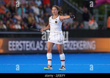 Amstelveen, Niederlande. 03rd juillet 2022. Firo : 03.07.2022, hockey, hockey sur gazon, femme, femme, FIH Hockey coupe du monde Espagne et pays-Bas 2022, WM, coupe du monde 2022 Espagne et pays-Bas, Allemagne - pays-Bas Linnea WEIDEMANN, GER, Gesture crédit: dpa/Alay Live News Banque D'Images