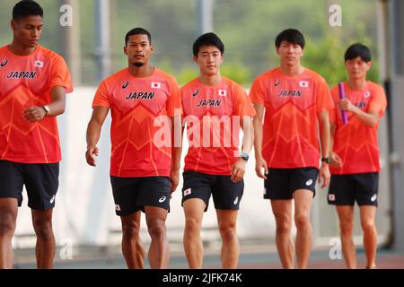 (De gauche à droite) Yuki Joseph Nakajima, Julian Jrummi Walsh, Kaito Kawabata, Fuga Sato, Ryuki Iwasaki (JPN), 2 JUILLET 2022 - Athlétisme : entraînement de l'équipe nationale de Sprint Japan pour les Championnats du monde d'athlétisme de l'IAAF, Oregon, à Tokyo, Japon. (Photo de Naoki Morita/AFLO SPORT) Banque D'Images