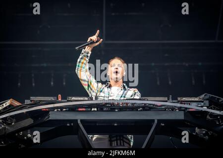 Oslo, Norvège. 02nd, juillet 2022. Le producteur, DJ et rébatteur norvégien KYGO présente un spectacle en direct au stade Ullevaal d'Oslo. (Crédit photo: Gonzales photo - Terje Dokken). Banque D'Images